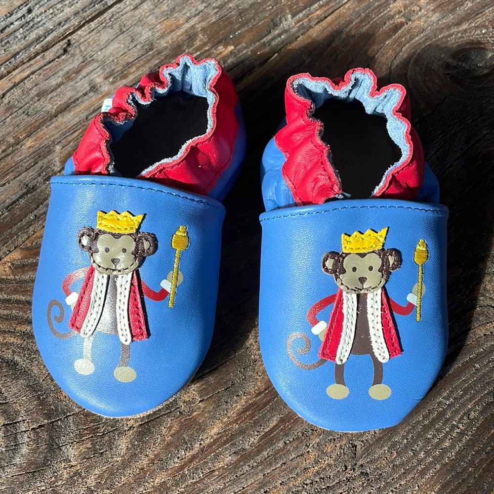 Robeez monkey prince infant soft leather booties‎ EUC size 0-6months